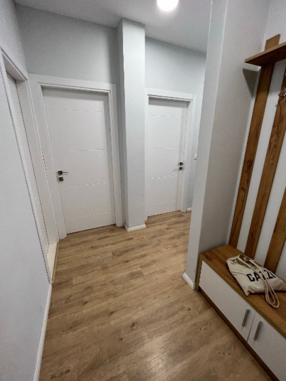 🏠 Appartamento moderno 2+1+2 in affitto  📍 Via Dritan Hoxha – Zona Aura