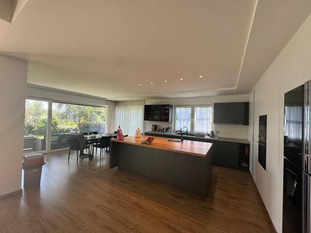 Affittasi Villa di Lusso in Residenza Privata – Zona TEG | Long Hill