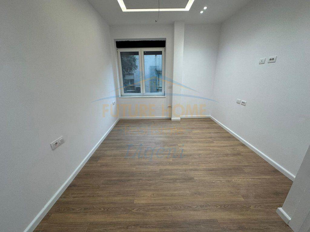 For sale, 2+1 Apartment, Eduard Mano Street, Dry Lake, Tirana.