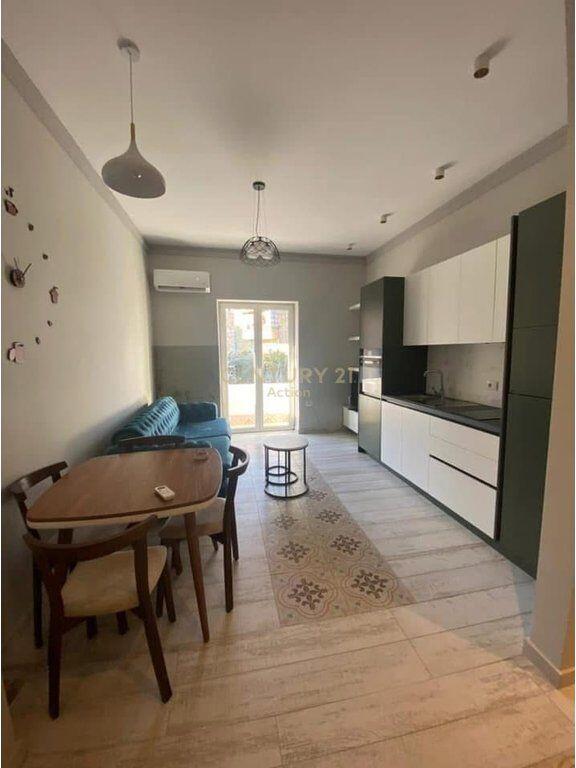 Affittasi 2+1 presso Hotel Colosseo. 800 € /Mese Superficie Totale 65m2