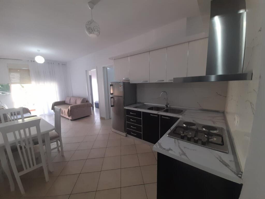 Jepet apartament me qera 2+1 LAGJA 13 DURRES