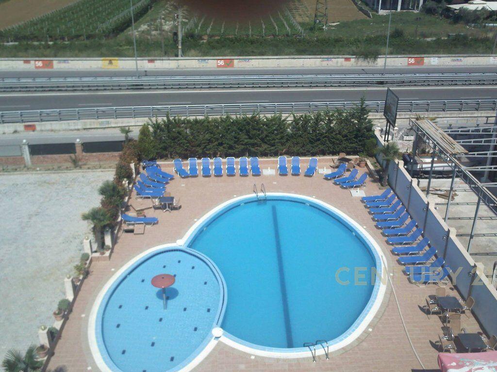 VENDESI HOTEL CON PISCINA NELLA ZONA DI GOLEM, A 250M DALLA SPIAGGIA!!! 2.000.000 € Sup. Totale 1400m2