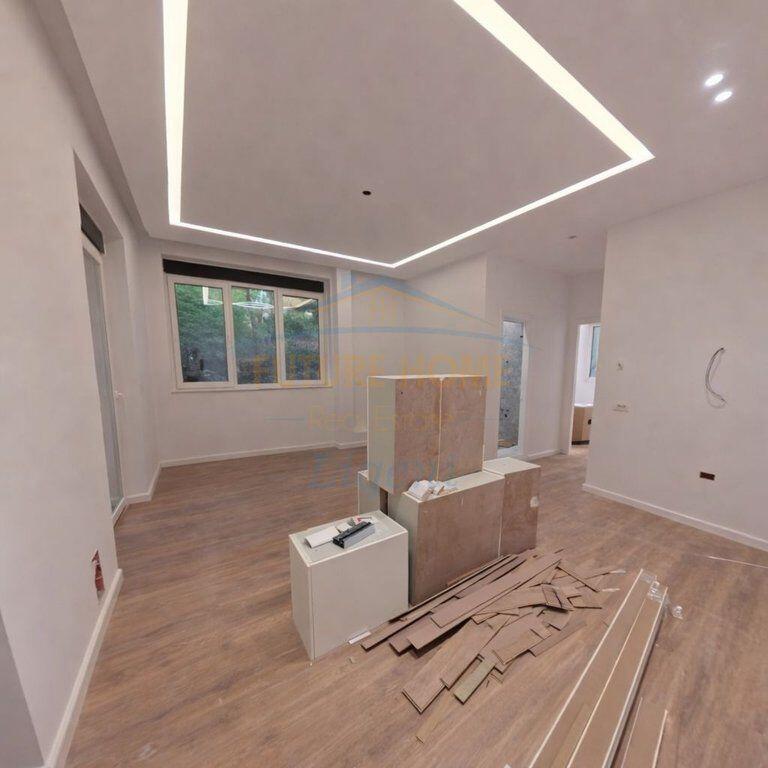 For sale, Apartment 1+1, Eduard Mano Street, Dry Lake, Tirana.