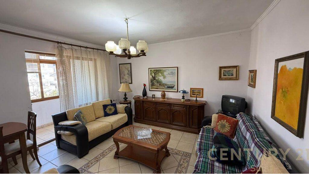 Apartament 1+1 ME QIRA NE ISH STACION