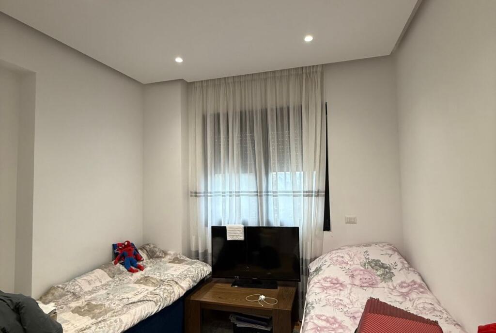 Tek Vilat Alexandros, Shitet Apartament I Investuar Me Cmim Okazion 1460 Euro/m²!
