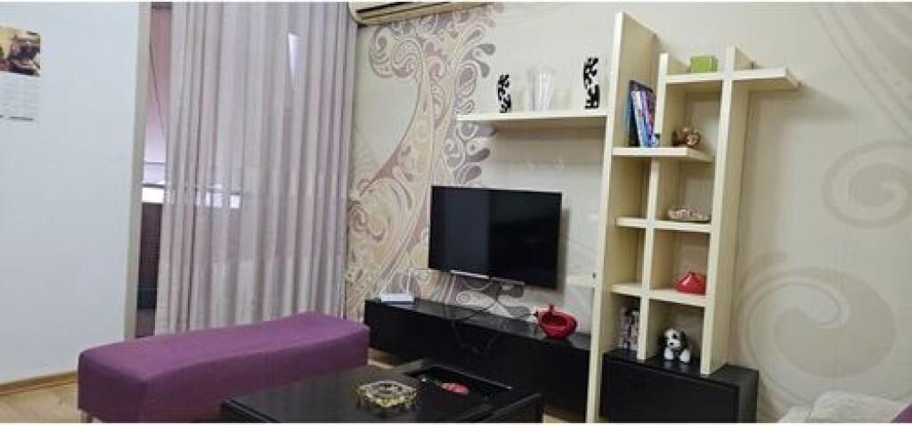 Appartamento - In Affitto - Pazari i Ri, Tirana