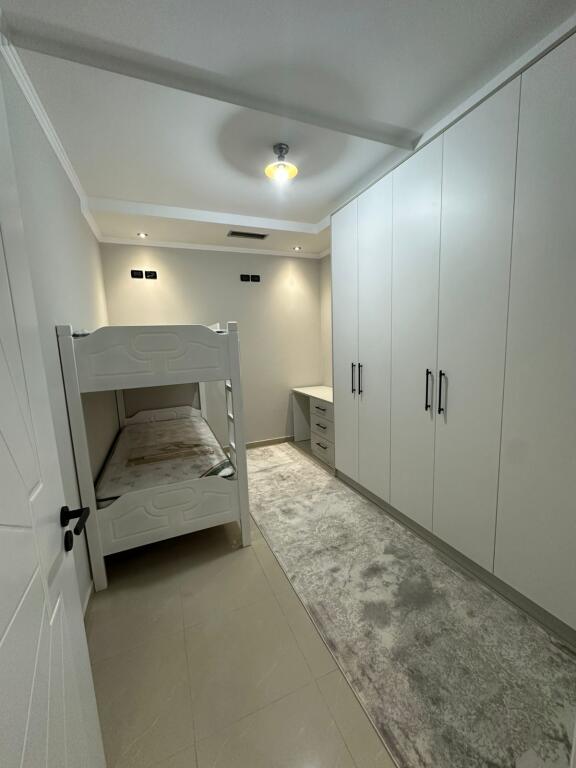 Apartment 2+1 for rent on Besa Street near Siri Kodres