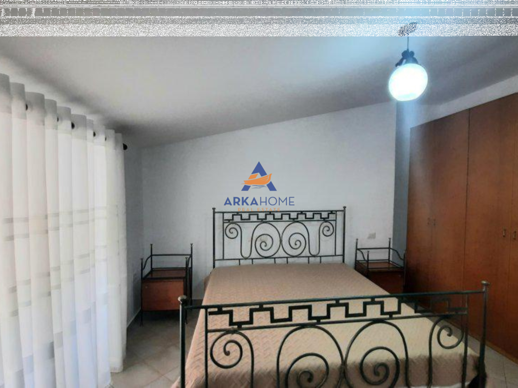 AFFITTASI APPARTAMENTO 2+1+BALCONE "VIALE ZOGU I PARE" 500 EURO