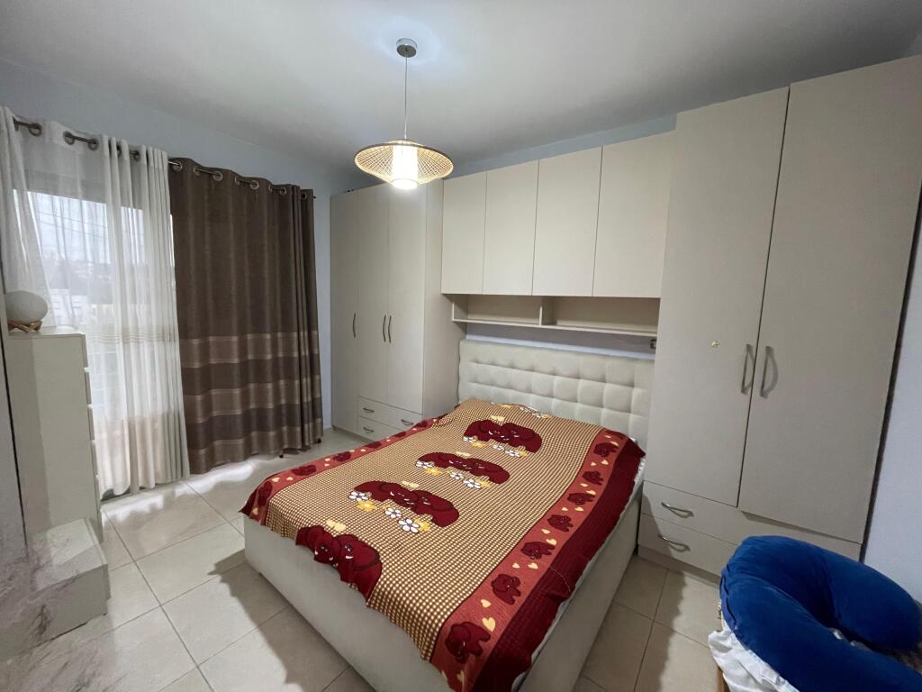 Apartment 2+1, Ali Dem!