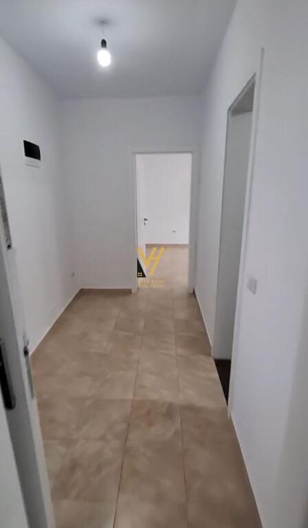 SHITET APARTAMENT 1+1+BLK TE RRUGA KAVAJES 130.000 EURO