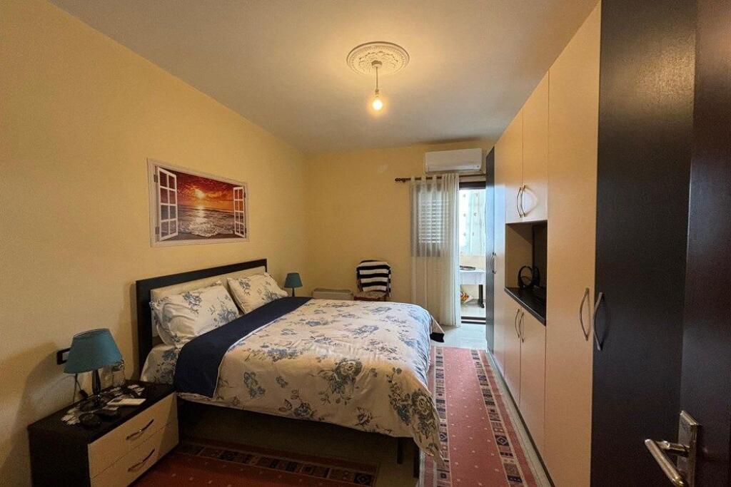 🏡 Apartment 3+1+2 for Sale – Rruga e Re, Vlorë