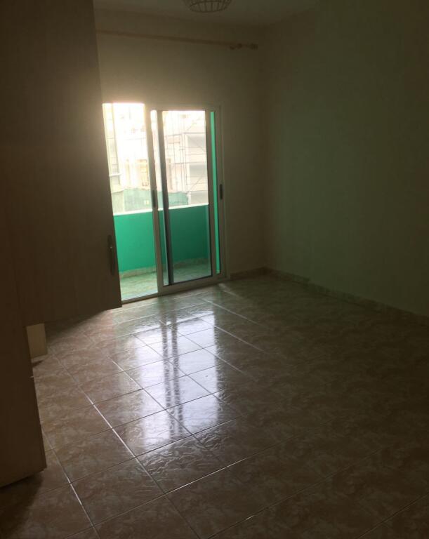 In affitto Appartamento 3+1+2, Komuna Parisit (Palazzi Arabi) vicino al Centro Kristal  650 Euro
