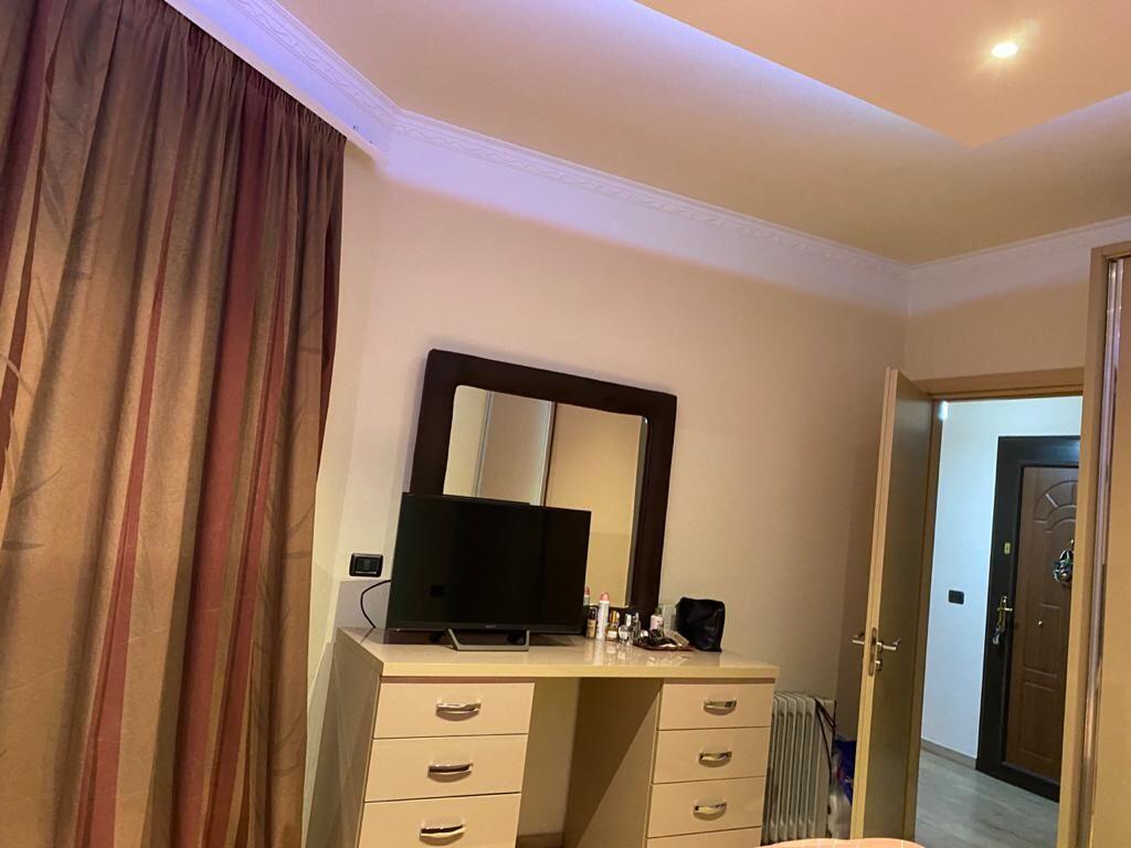 Apartament 2+1 per qira ne Yzberisht!