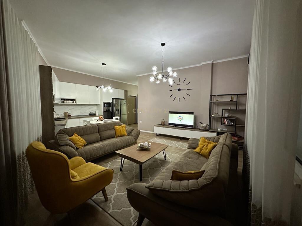 Apartament 2+1 per shitje tek Kopshti Zoologjik