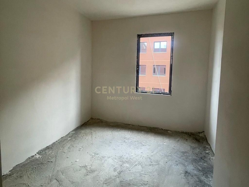 Appartamento 2+1+2 in Vendita, Complesso Xheluks 165.750 €