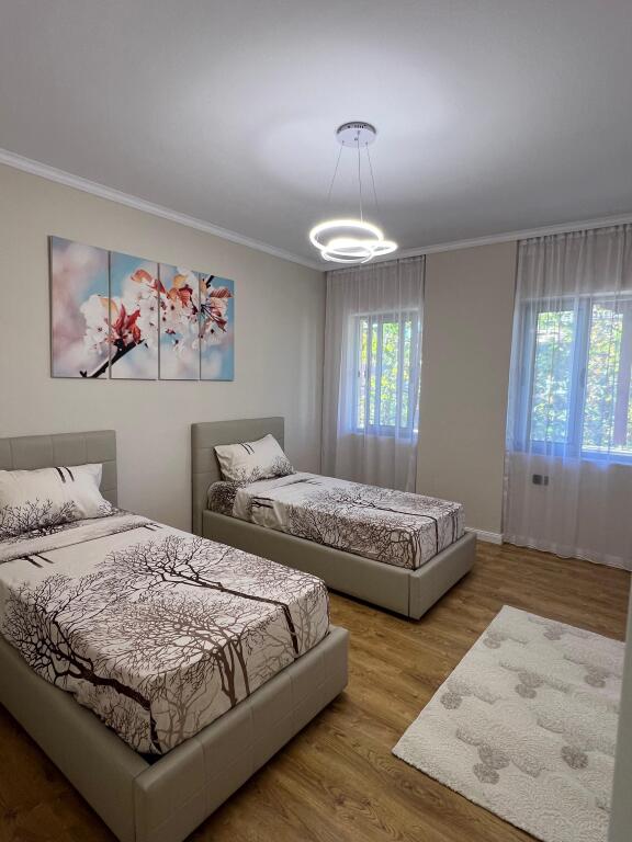 🏡 Shitet apartament 2+1 ne Astir prane Bar Artistit