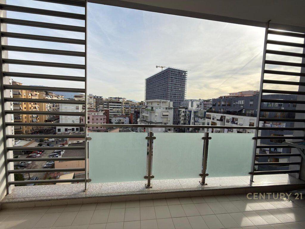 VENDESI APPARTAMENTO 2+1+2 A KIKA 2, COMUNE DI PARIGI 365.000 € Sup. Totale 118m2