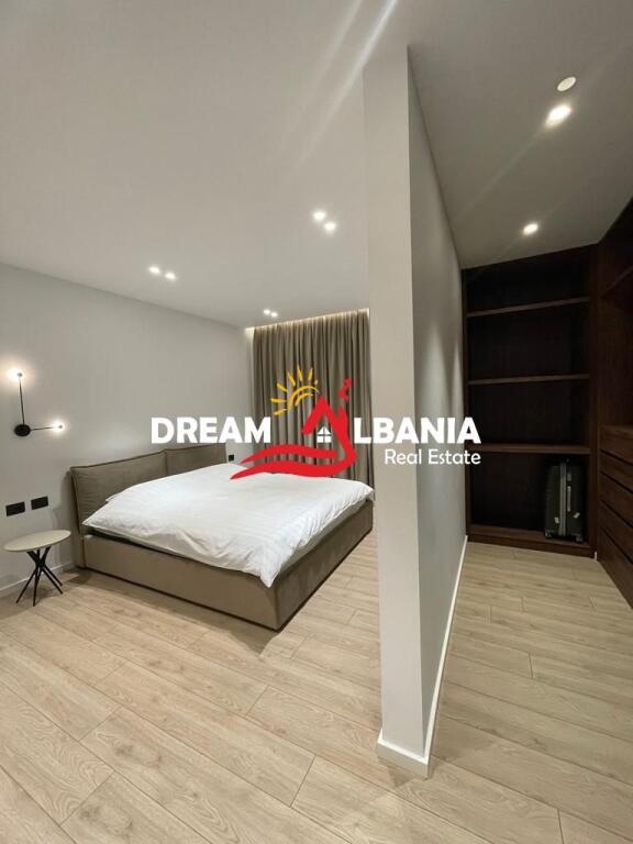 Super Apartament Luksoz 2+1+2 me qera prane Piramides ne rrugen Papa Gjon Pali (ID 42214433).