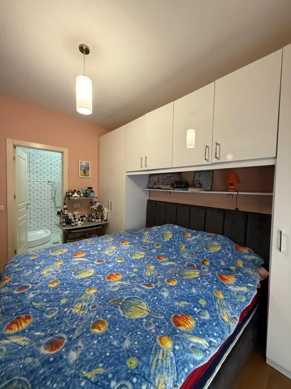 2+1 apartment for sale in Unaza e Re Astir