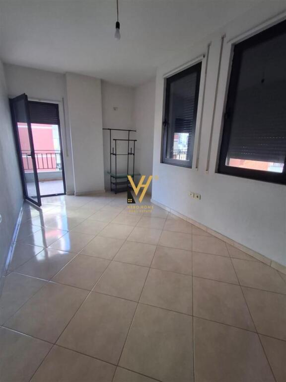 AFFITTASI APPARTAMENTO 2+1+BLK A ASTIR 500 EURO
