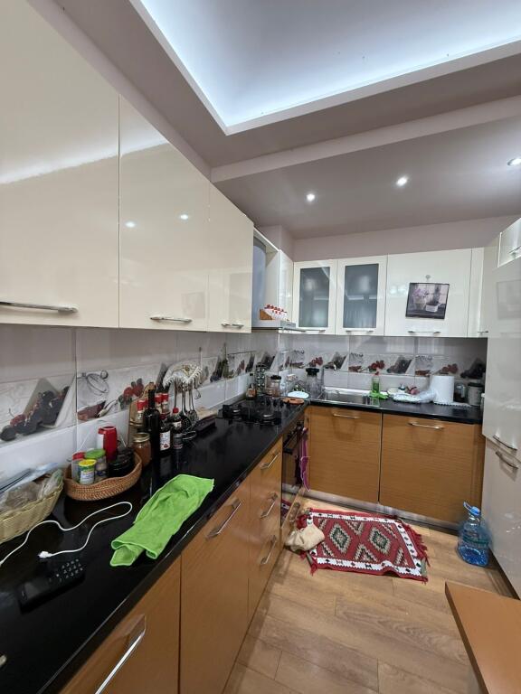 2+1 apartment for sale in Unaza e Re Astir