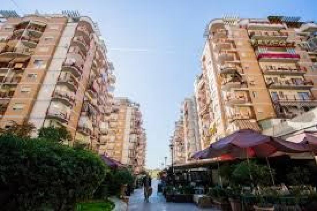 Apartament 2+1+2+garderobe per shitje te “Trio Tower Residence”