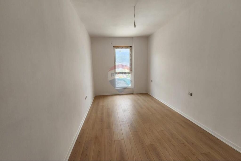 Apartment 1+1+Parking for sale at 5 Maji!