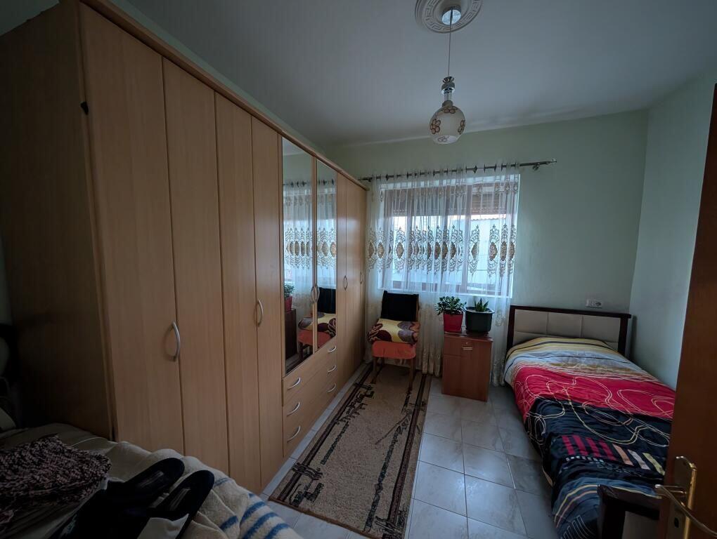 🏡 VENDESI APPARTAMENTO 2+1 – VIA FOTO JANKU (vicino all'Ufficio del Catasto