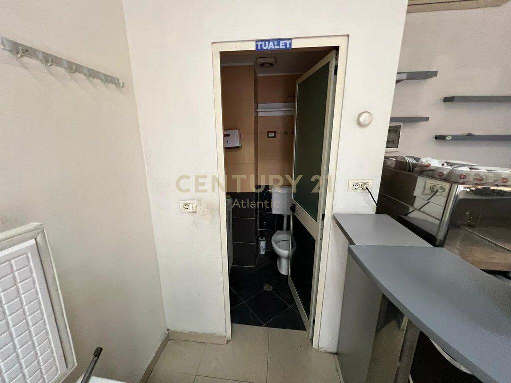 Ambient biznesi Me Qira në Plazh, Durrës