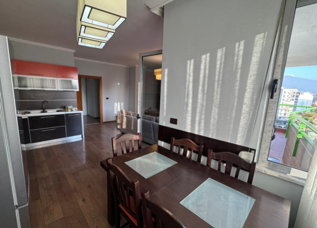 🏠 Jepet me qira apartament 2+1+2 – Rruga e Dibrës  