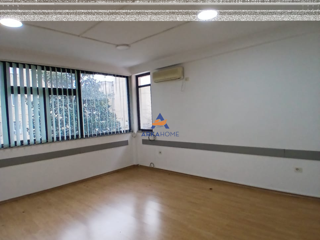 FOR RENT FIRST AND SECOND FLOOR OF A 6-STOREY VILLA "KONGRESI I MANASTIRIT" 3000 EURO