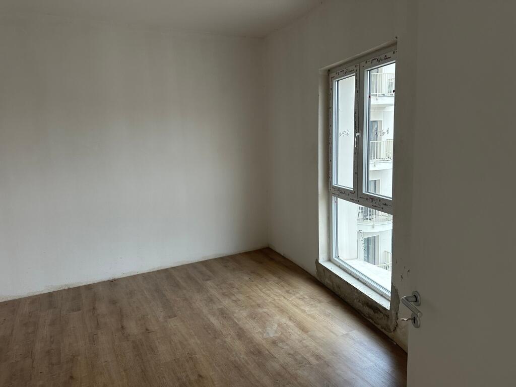 Apartment for Rent in Zogu i Zi for Office