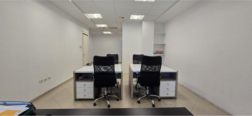 Locale per ufficio in affitto, Centro