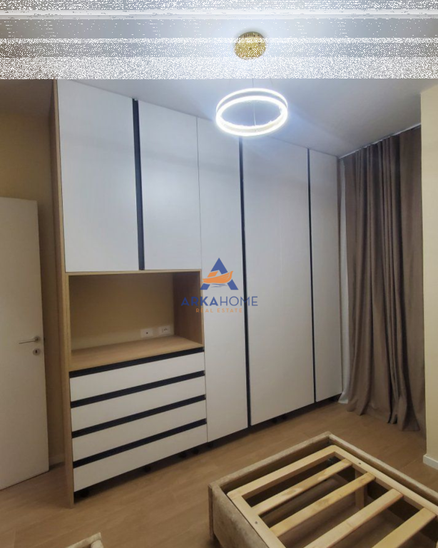 AFFITTASI APPARTAMENTO 2+1+2+POSTO AUTO AL LAGO ASCIUTTO 1300 EURO