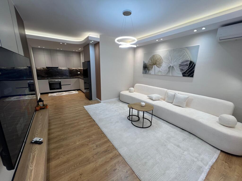 🏡 Shitet apartament 2+1 ne Astir prane Bar Artistit