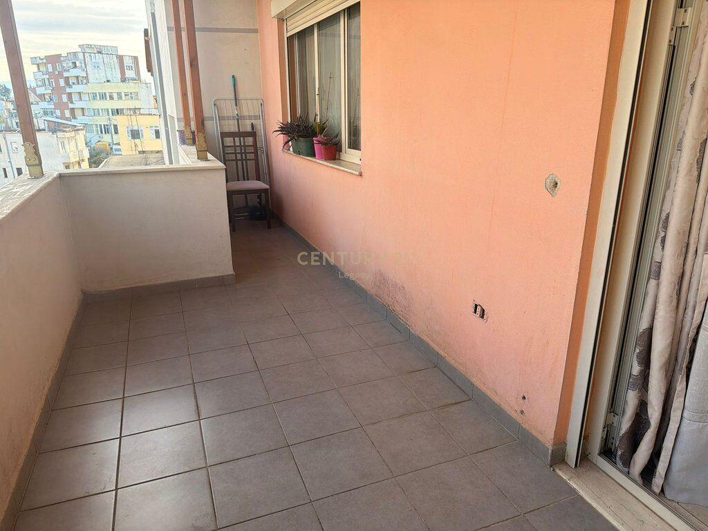SHITET APARTAMENT 2+1 NË FRESK