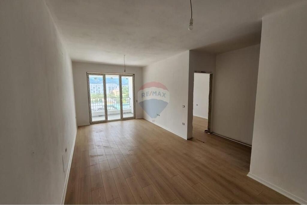 Apartment 1+1+Parking for sale at 5 Maji!
