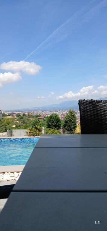 Villa di Lusso con Piscina – Residenza Kodra e Diellit 2