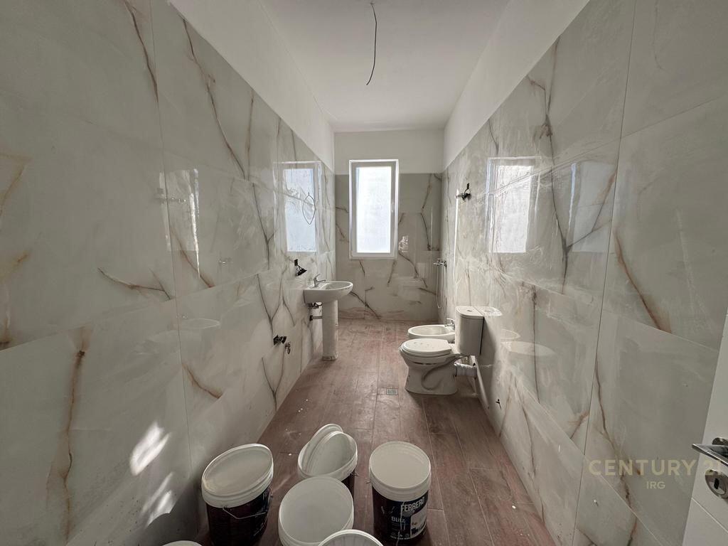 Apartament 2+1 TEK BULEVARDI I RI