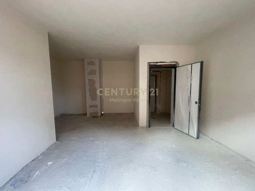 Appartamento 2+1+2 in Vendita, Complesso Xheluks 165.750 €
