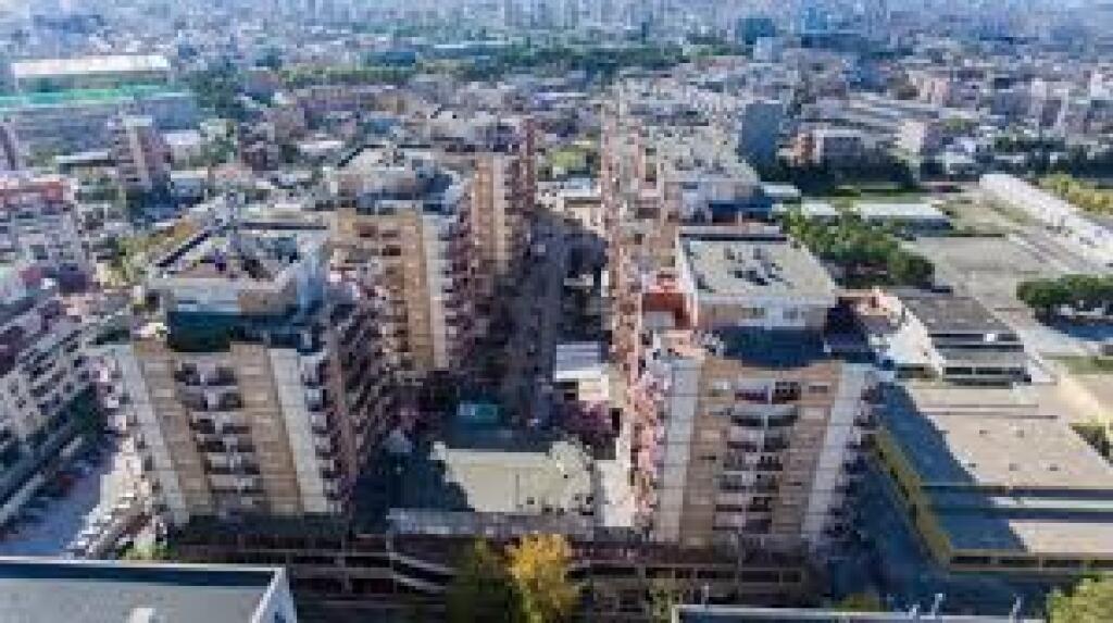 Apartament 2+1+2+garderobe per shitje te “Trio Tower Residence”
