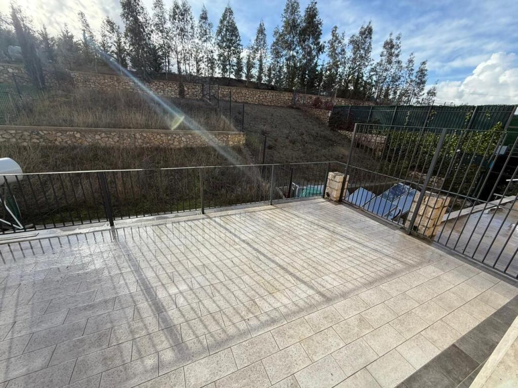 VILLA FOR SALE NEAR TEG