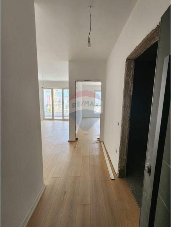 Apartment 1+1+Parking for sale at 5 Maji!