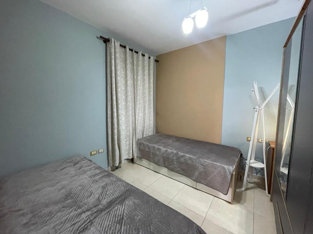 Apartment 2+1, Ali Dem!