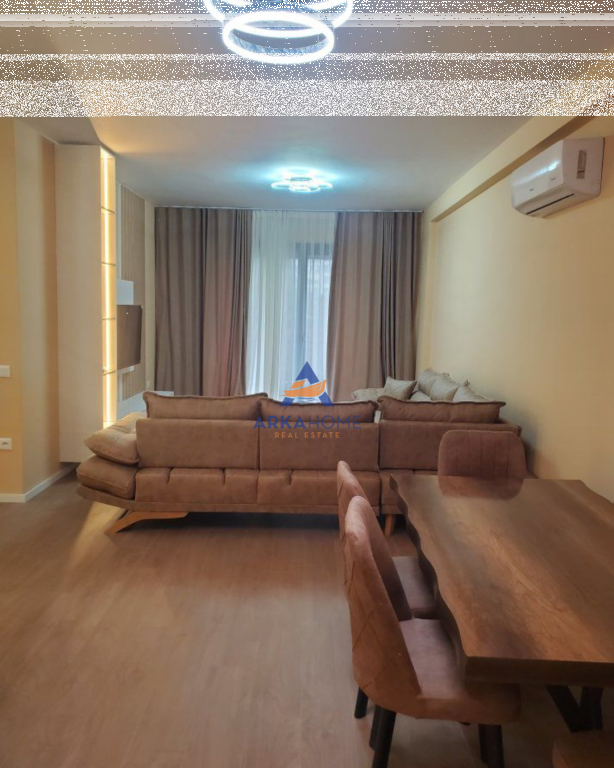 AFFITTASI APPARTAMENTO 2+1+2+POSTO AUTO AL LAGO ASCIUTTO 1300 EURO