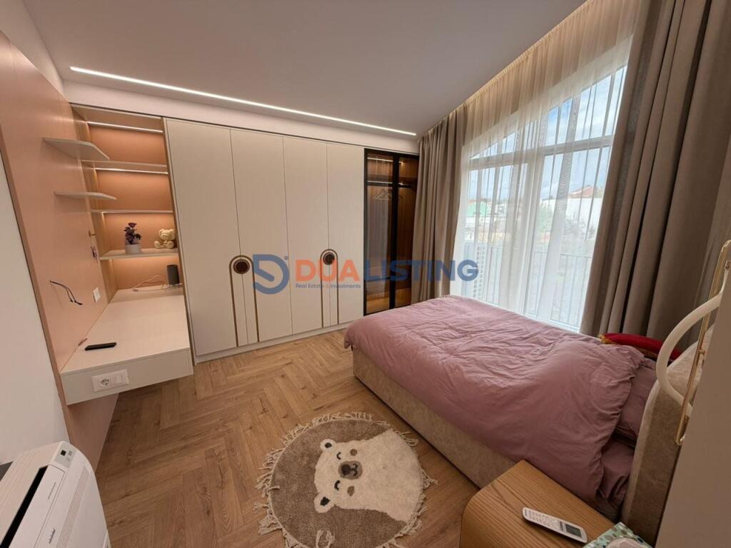 Super apartment/ villa floor for rent, Sauk