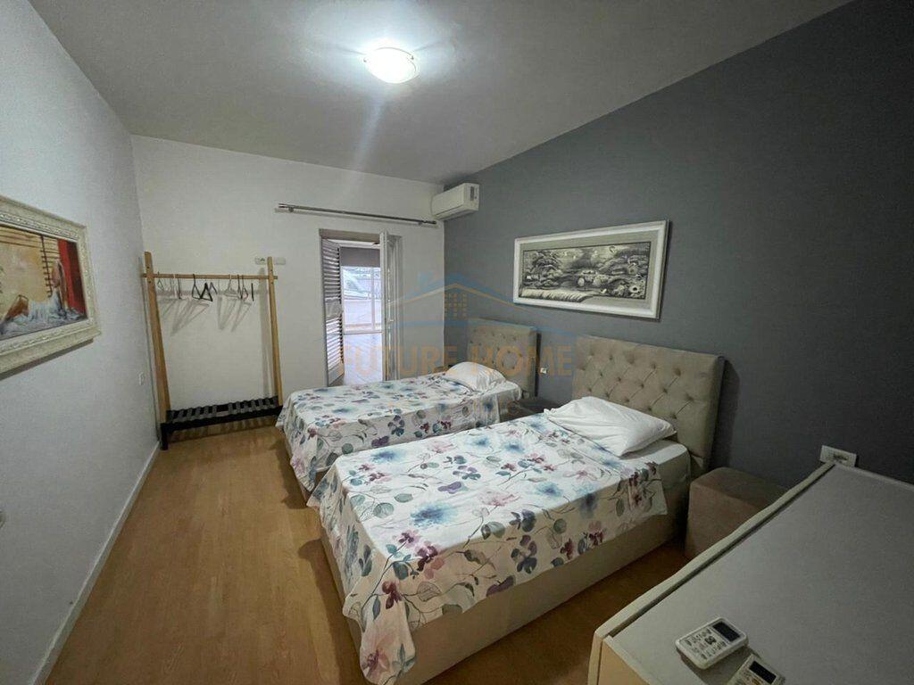 Qera, Apartament 2+1+2, Kristal Center, Komuna e Parisit, Tirane
