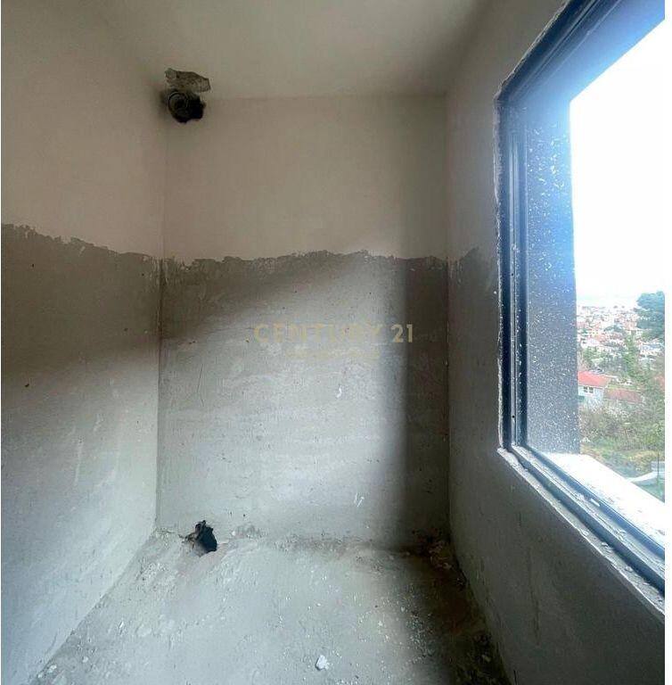 Appartamento 2+1+2 in Vendita, Complesso Xheluks 165.750 €