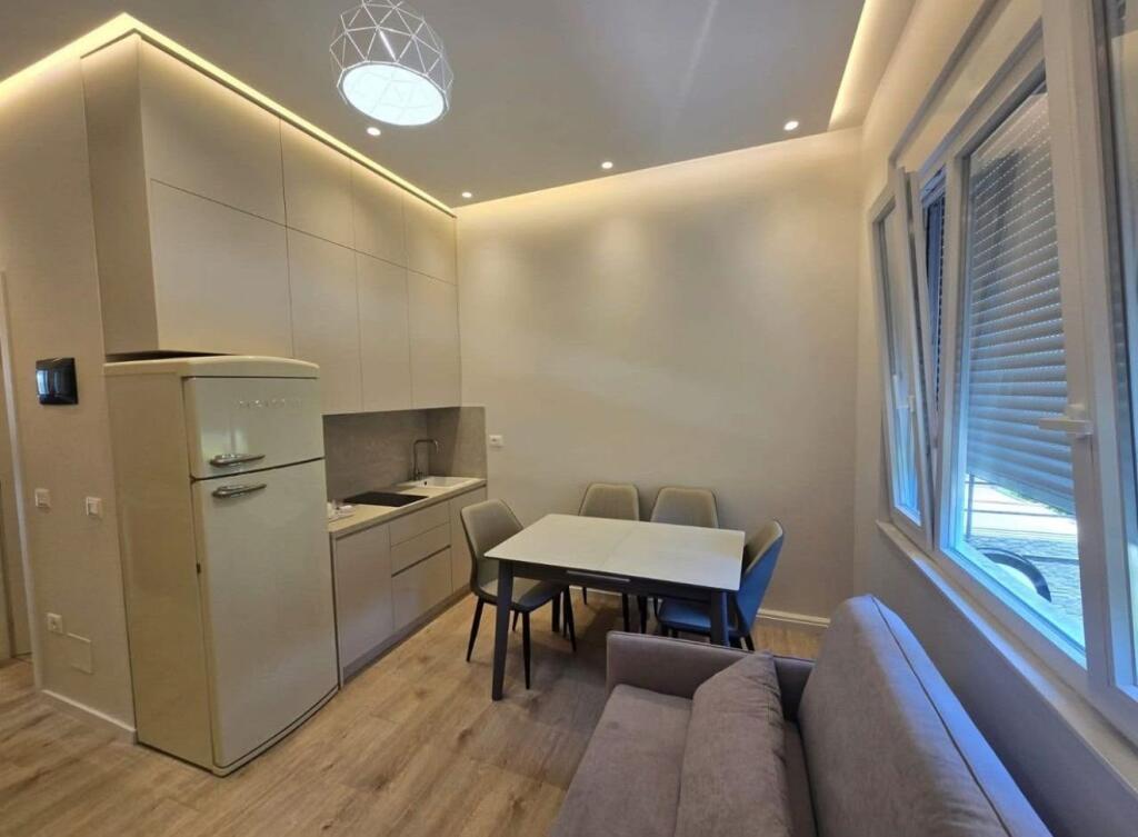 Apartment me qera 1+1 Afer Qendres