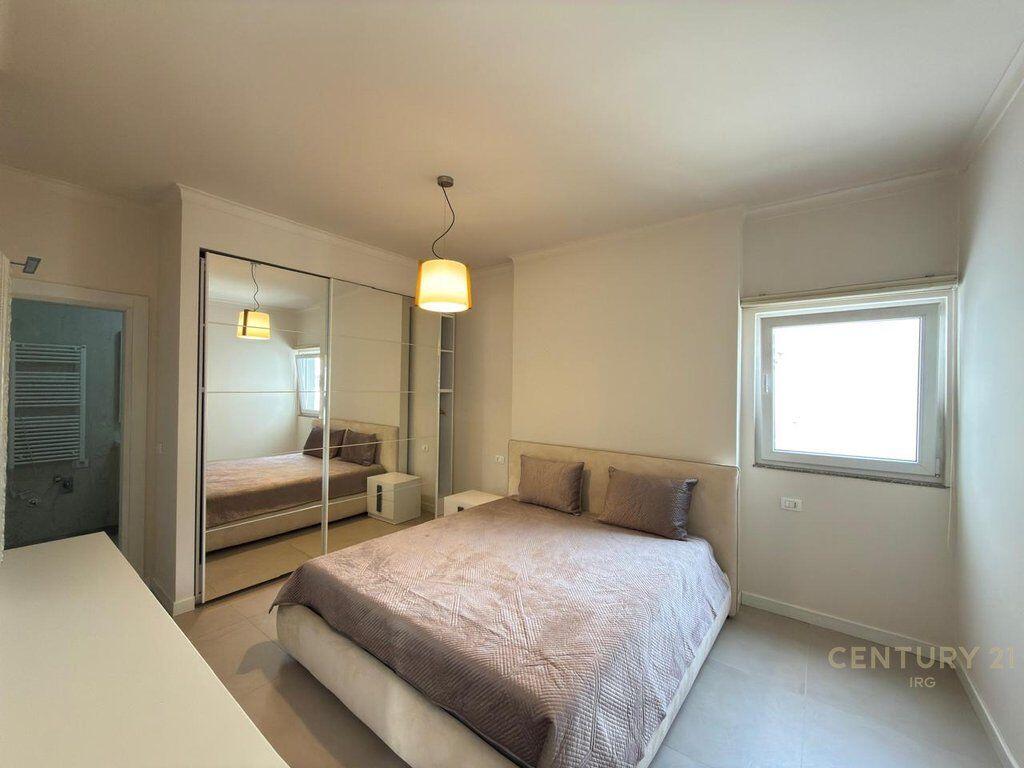VENDESI APPARTAMENTO 2+1+2 A KIKA 2, COMUNE DI PARIGI 365.000 € Sup. Totale 118m2